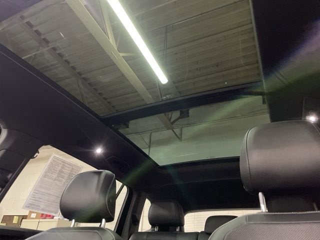 2022 Volkswagen Tiguan SEL R-Line