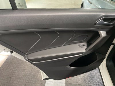 2022 Volkswagen Tiguan SEL R-Line