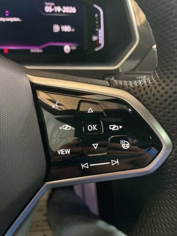 2024 Volkswagen Tiguan SEL R-Line