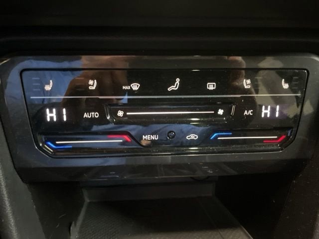 2024 Volkswagen Tiguan SEL R-Line