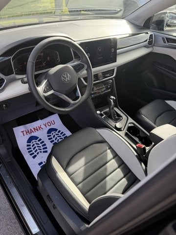 2025 Volkswagen Taos SEL