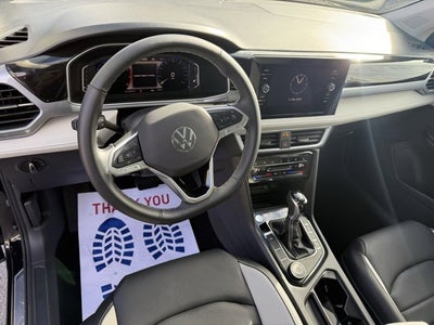 2025 Volkswagen Taos SEL
