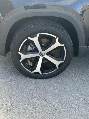 2025 Volkswagen Taos SEL