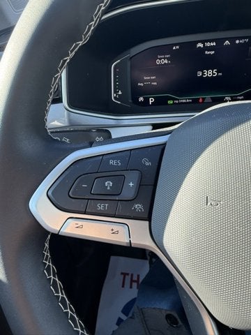 2025 Volkswagen Taos SEL