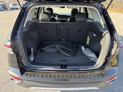 2025 Volkswagen Taos SEL