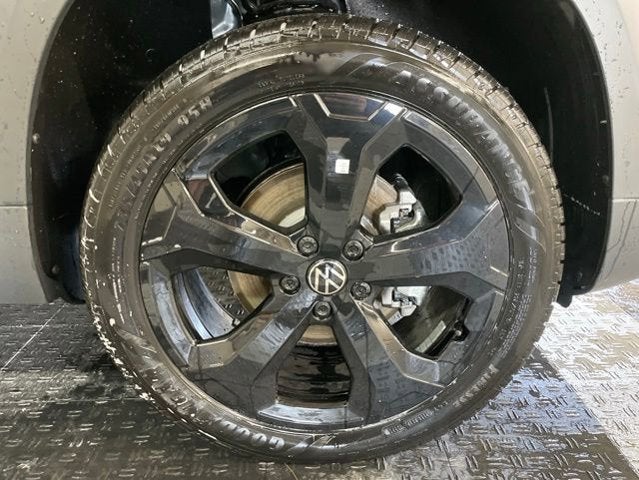 2026 Volkswagen Taos 1.5T SEL