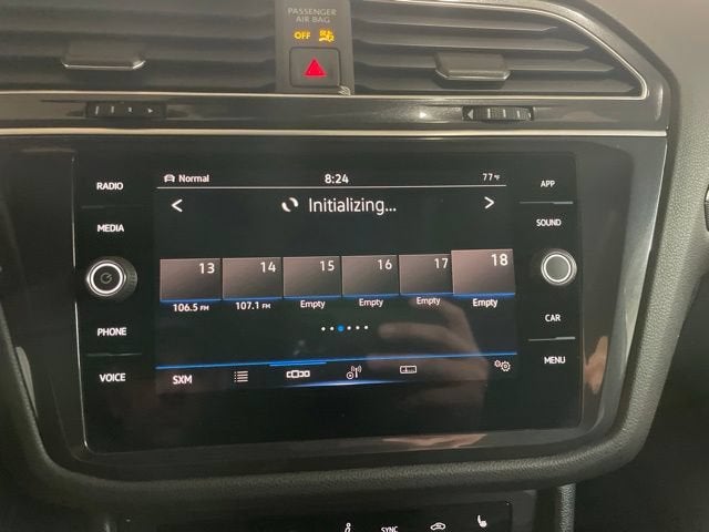 2023 Volkswagen Tiguan SE R-Line Black