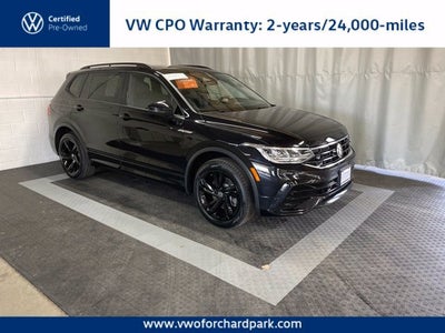 2024 Volkswagen Tiguan SE R-Line Black
