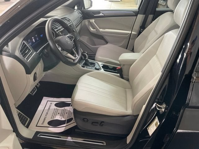 2024 Volkswagen Tiguan SE R-Line Black