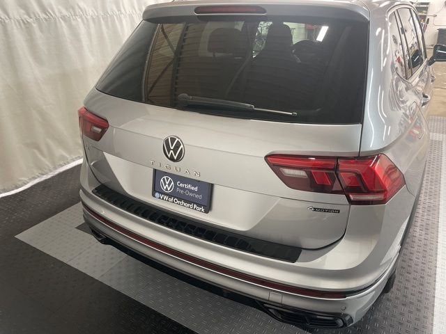 2024 Volkswagen Tiguan SE R-Line Black