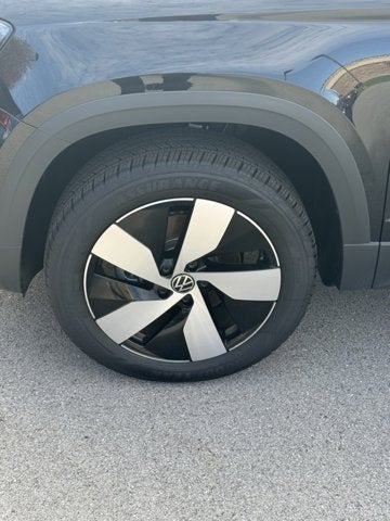 2025 Volkswagen Taos S