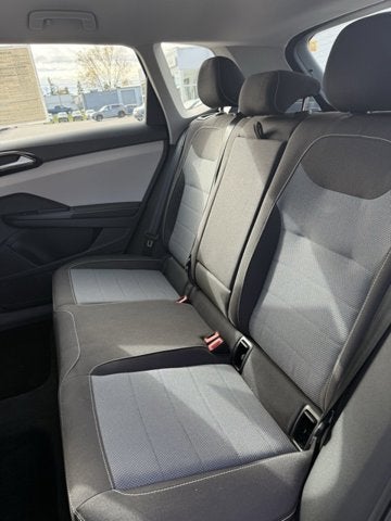 2025 Volkswagen Taos S