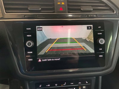 2023 Volkswagen Tiguan SE R-Line Black