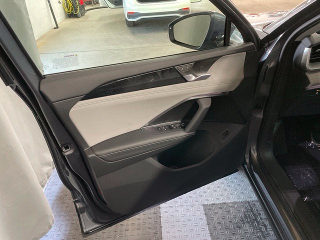 2027 Volkswagen Tiguan SE
