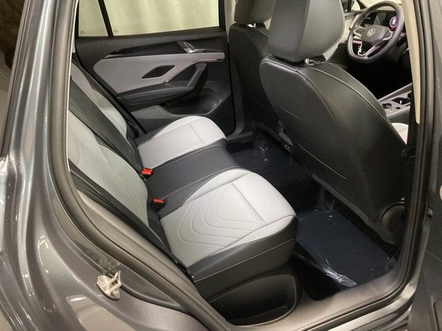 2027 Volkswagen Tiguan SE