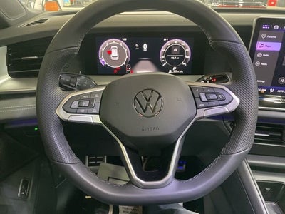 2026 Volkswagen Tiguan 2.0T SE R-Line Black
