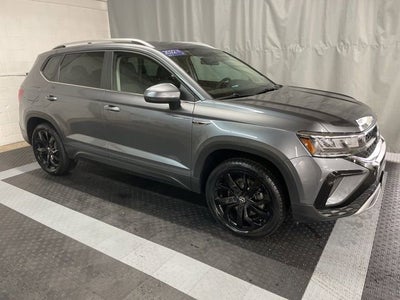 2022 Volkswagen Taos SE