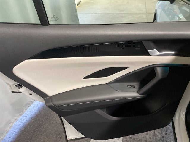 2025 Volkswagen Tiguan SE
