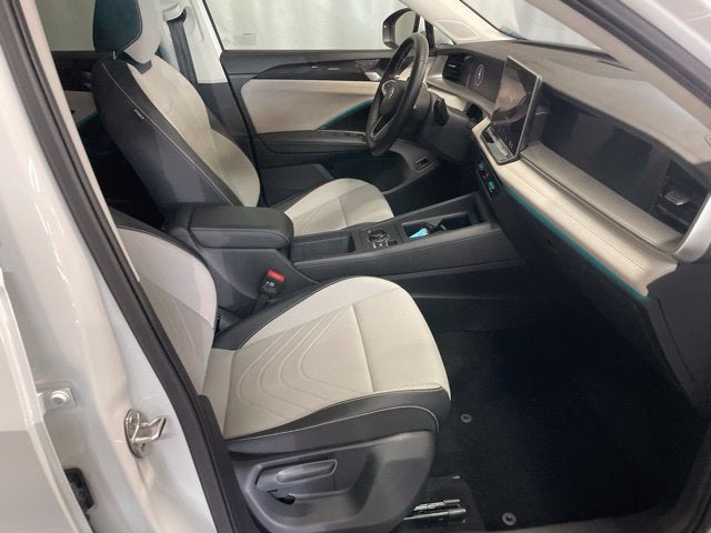 2025 Volkswagen Tiguan SE