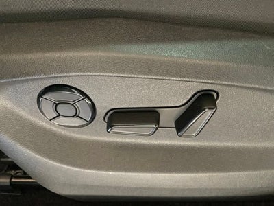2025 Volkswagen Tiguan SE