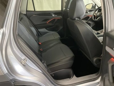 2025 Volkswagen Tiguan SE