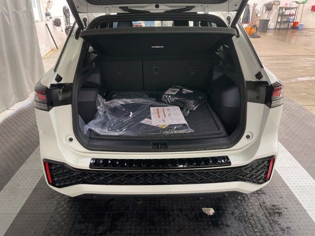 2026 Volkswagen Tiguan SEL R-Line Turbo