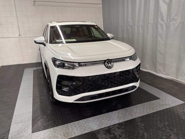 2026 Volkswagen Tiguan SEL R-Line Turbo