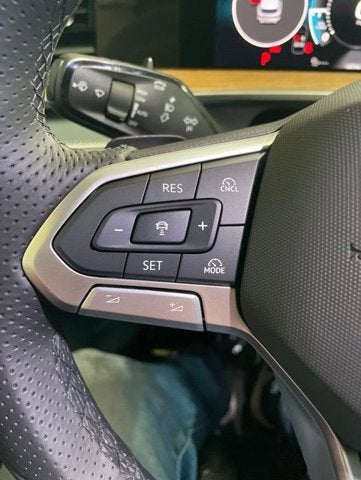 2026 Volkswagen Tiguan 2.0T SEL R-Line Turbo