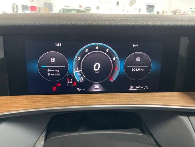 2026 Volkswagen Tiguan 2.0T SEL R-Line Turbo