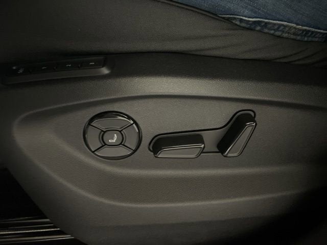 2026 Volkswagen Tiguan SEL R-Line Turbo 4MOTION