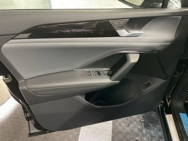 2026 Volkswagen Tiguan SEL R-Line Turbo 4MOTION