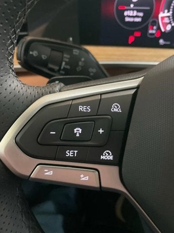 2026 Volkswagen Tiguan SEL R-Line Turbo