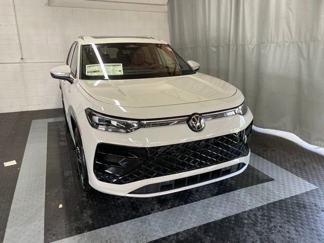 2026 Volkswagen Tiguan SEL R-Line Turbo