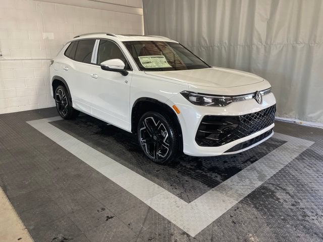 2026 Volkswagen Tiguan SEL R-Line Turbo