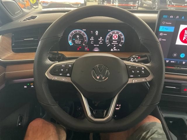 2026 Volkswagen Tiguan SEL R-Line Turbo