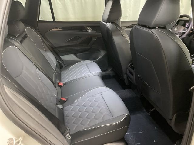 2026 Volkswagen Tiguan 2.0T SEL R-Line Turbo