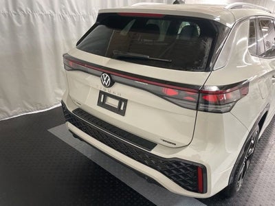 2026 Volkswagen Tiguan 2.0T SEL R-Line Turbo