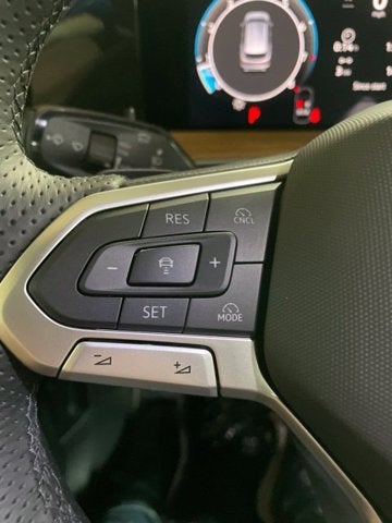 2026 Volkswagen Tiguan SEL R-Line Turbo
