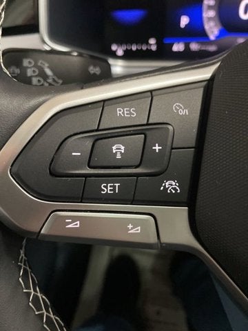 2025 Volkswagen Taos SE