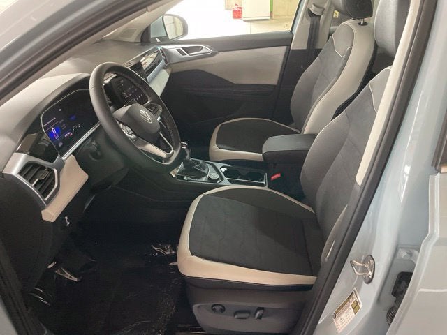 2027 Volkswagen Taos SE