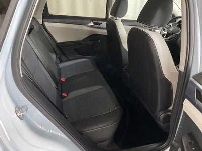 2027 Volkswagen Taos SE