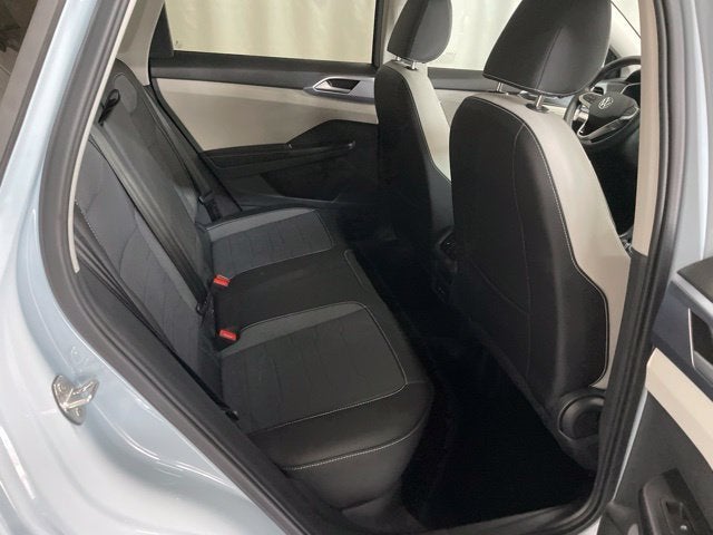 2027 Volkswagen Taos SE