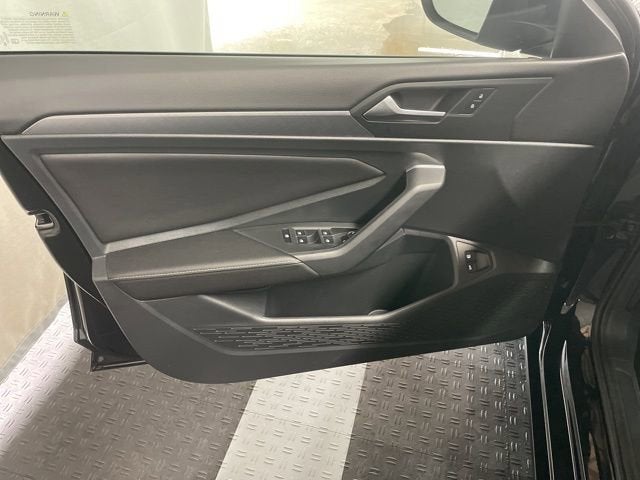 2023 Volkswagen Jetta SE