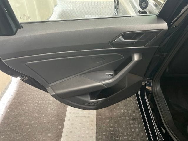 2023 Volkswagen Jetta SE