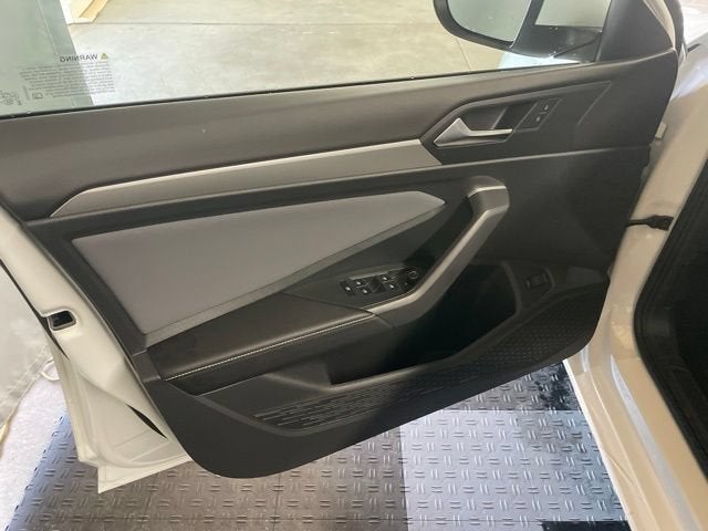 2027 Volkswagen Jetta SE