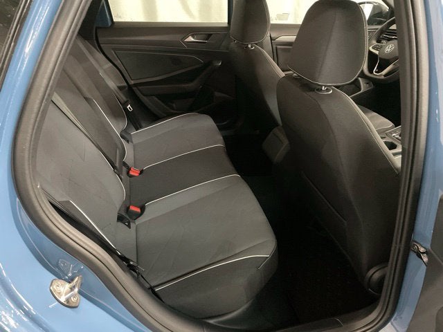 2026 Volkswagen Jetta Sport - Photo 6
