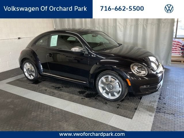 2013 Volkswagen Beetle 2.5L Fender Edition