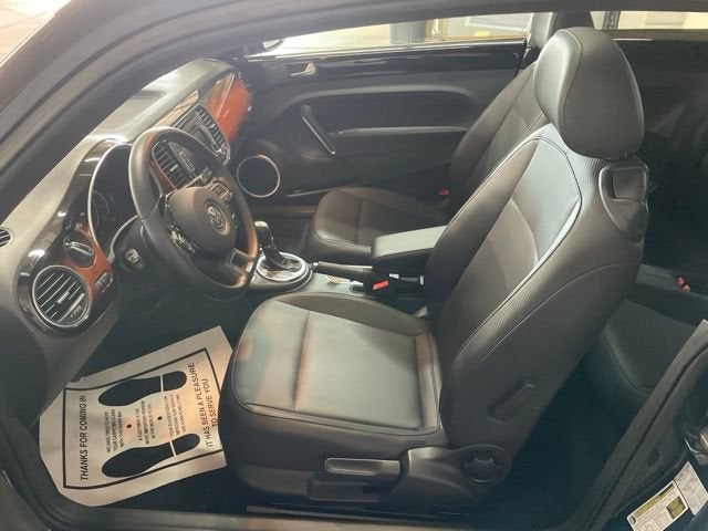 2013 Volkswagen Beetle 2.5L Fender Edition