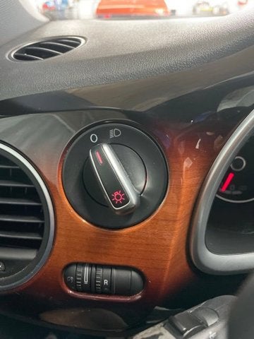 2013 Volkswagen Beetle 2.5L Fender Edition