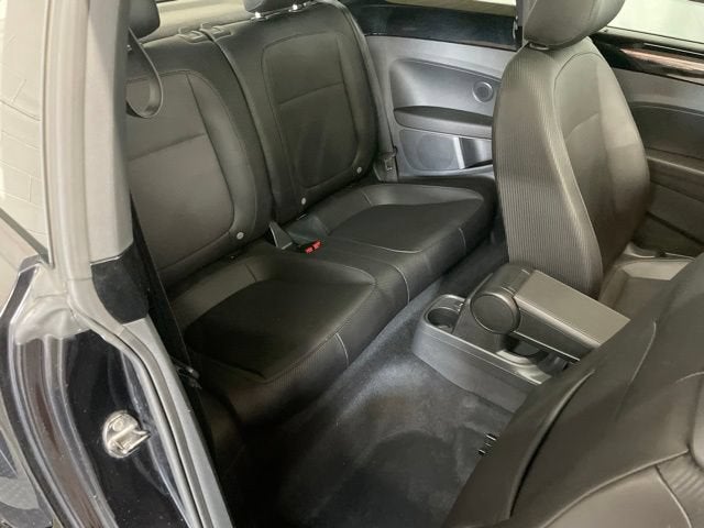 2013 Volkswagen Beetle 2.5L Fender Edition